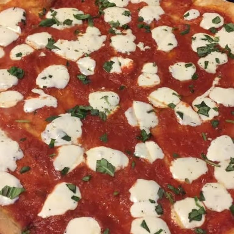 Authentic Margherita Pizza: A Taste of Italy